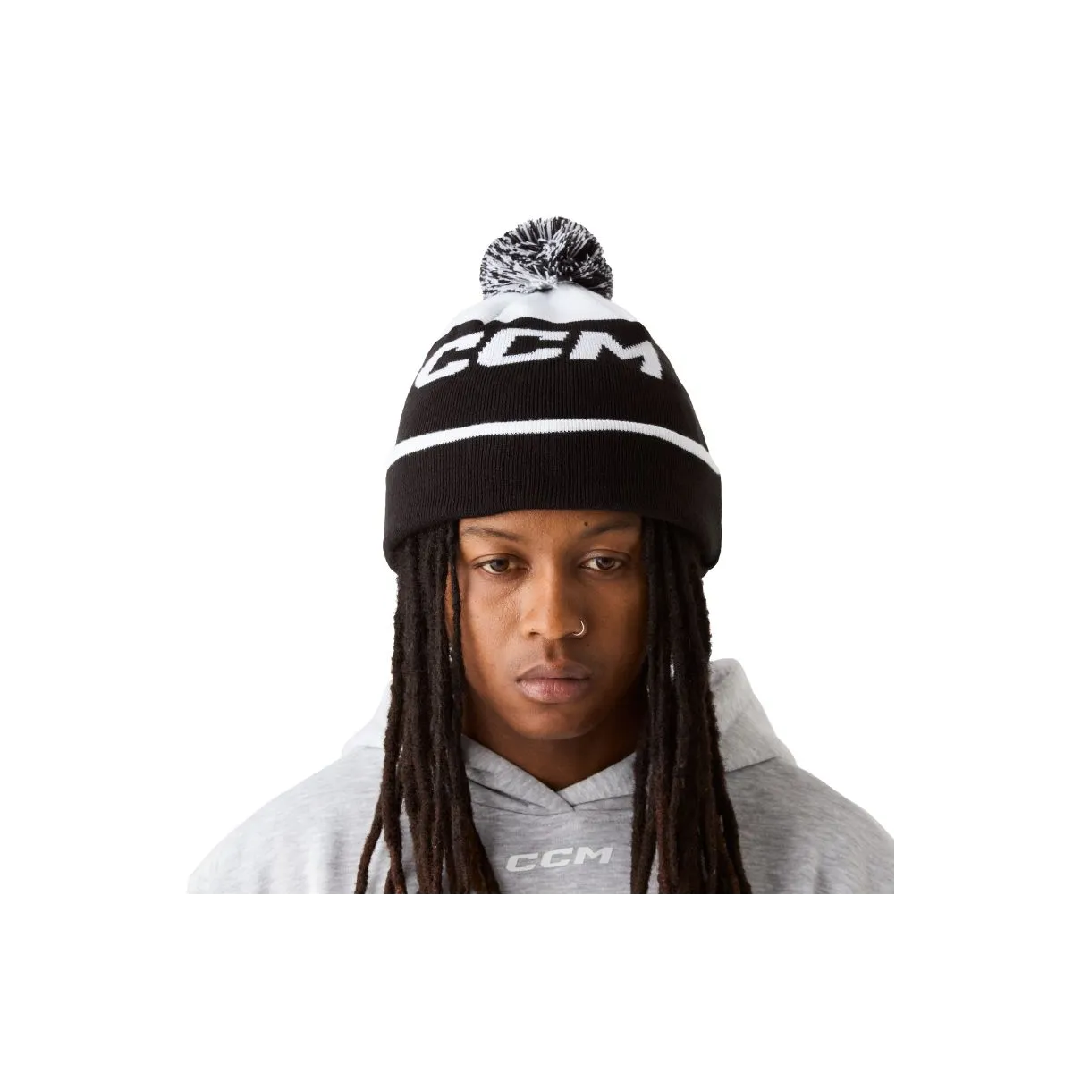 Zimná čiapka s brmbolcom CCM Essential Polar Fleece